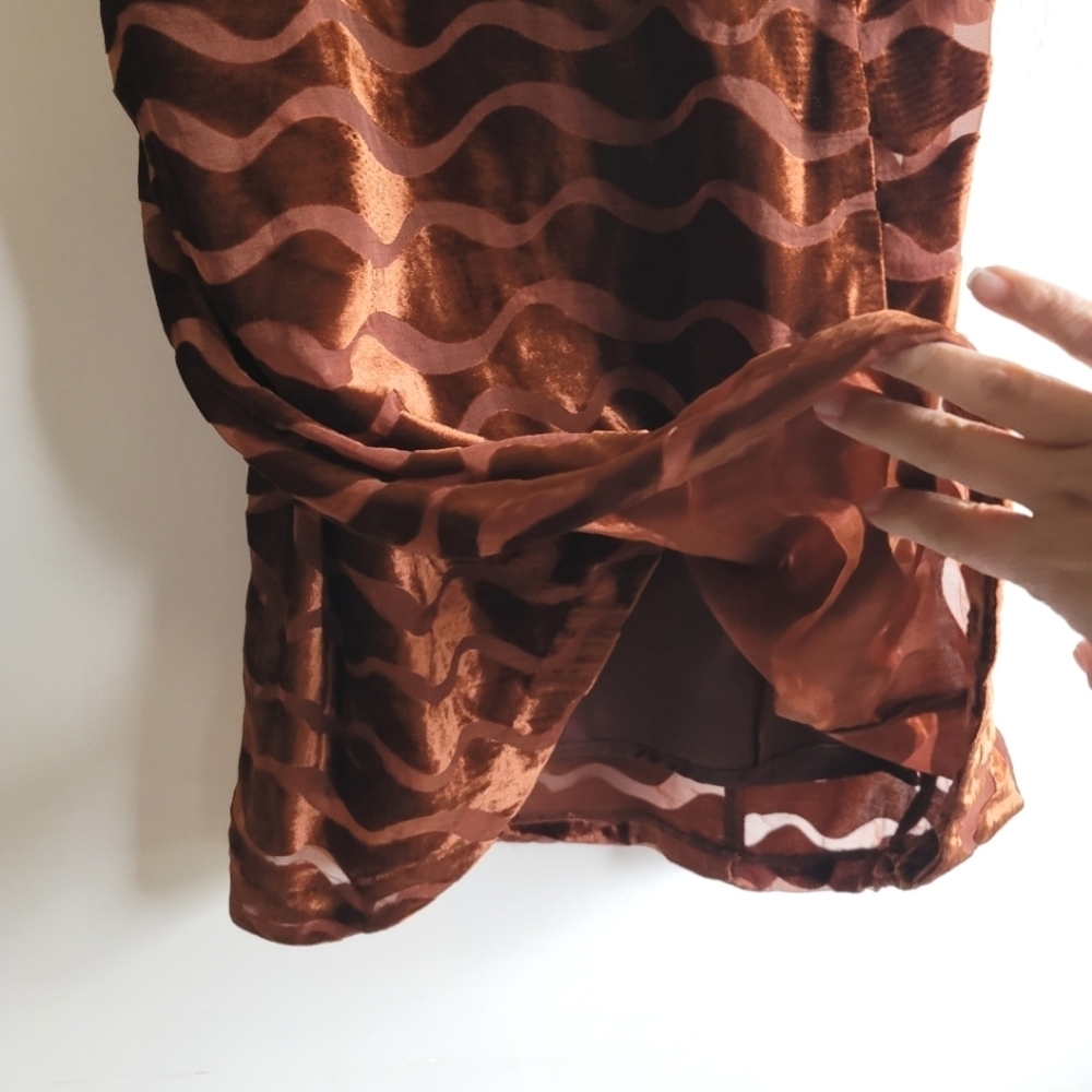 Eva Franco, Gozelle Cowl Lowback Neckline Dress,‎ Brown Velour, Size 2 - Picture 8 of 10